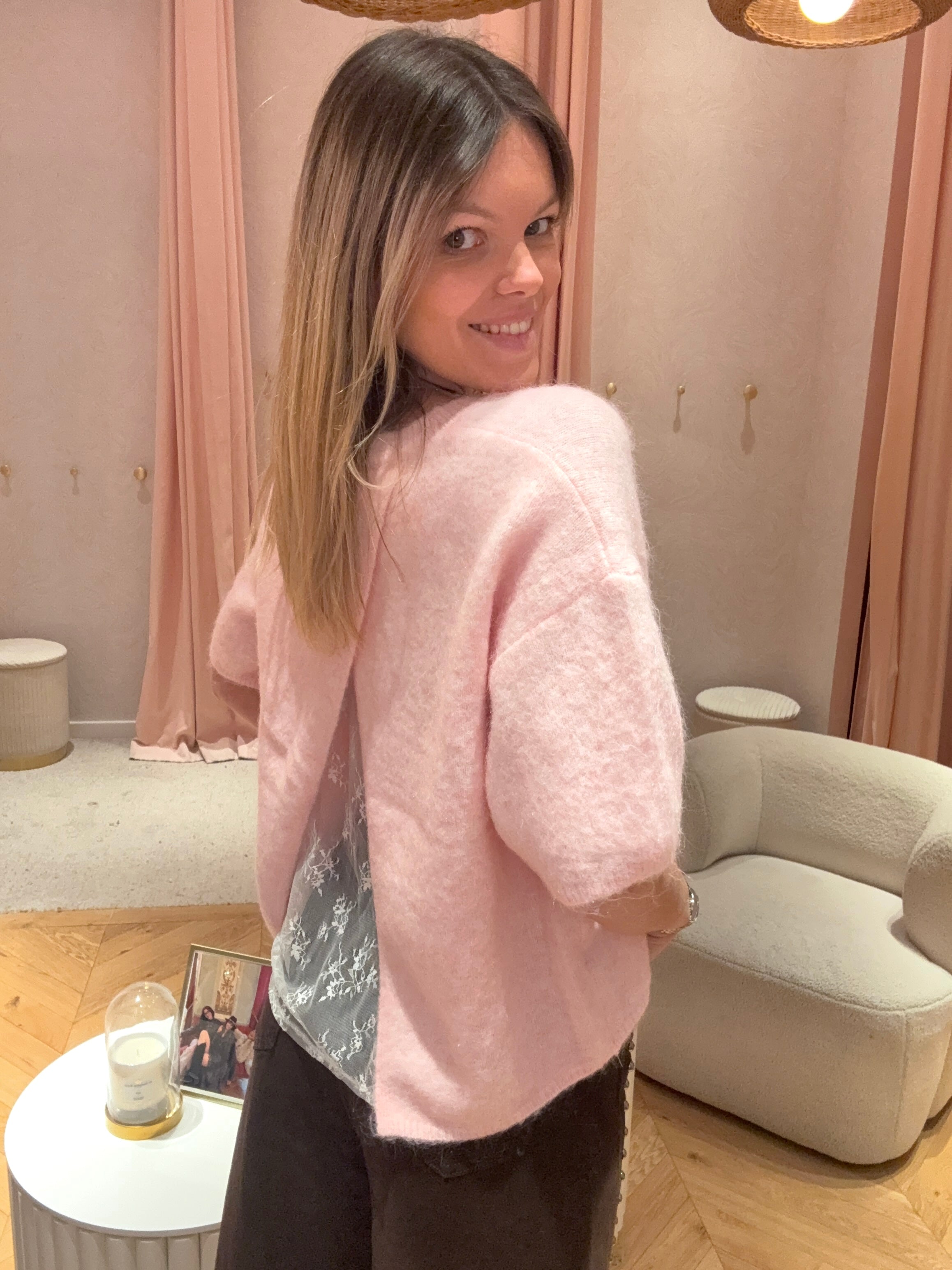 PULL LOLA
