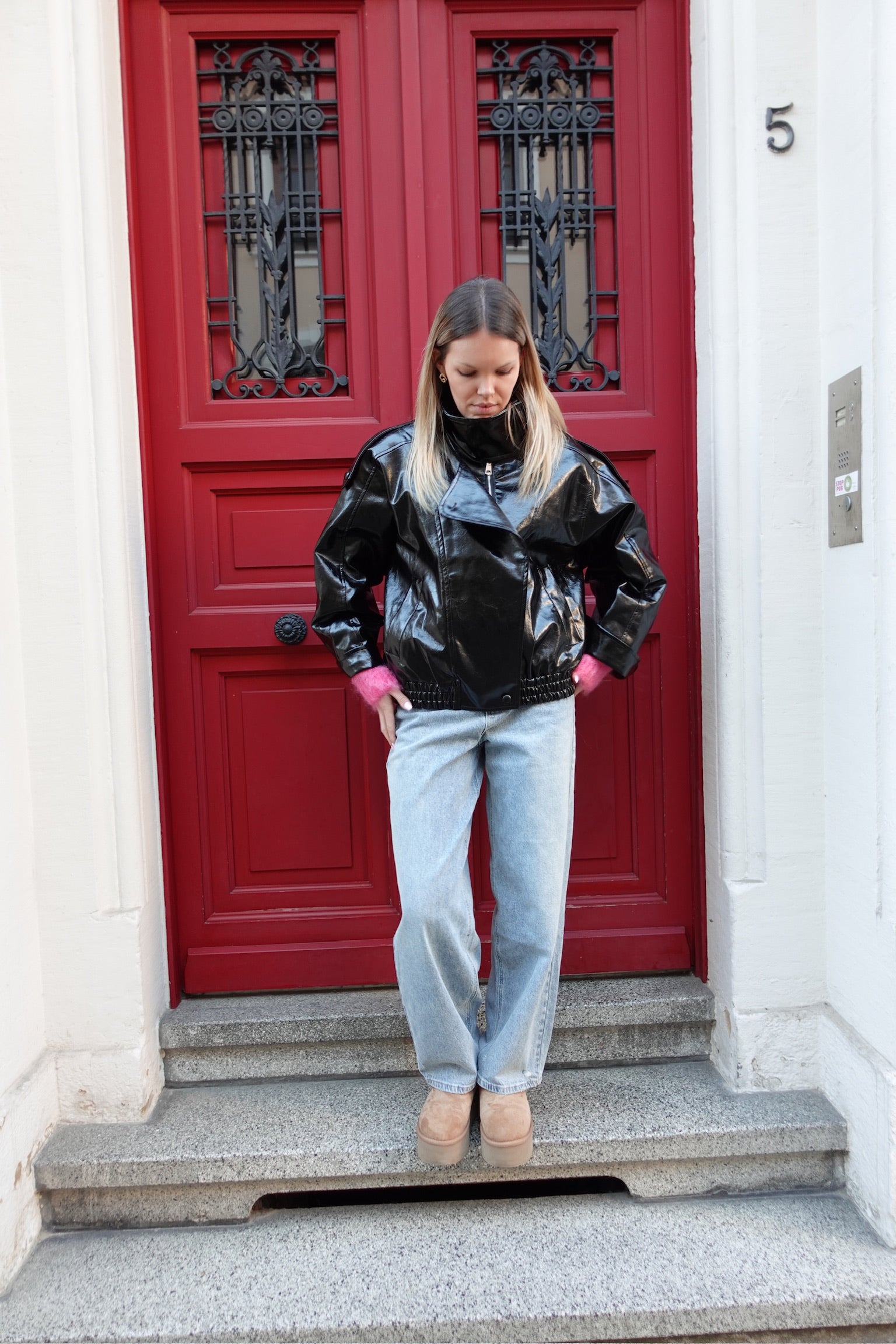 VESTE VERNIS NORA