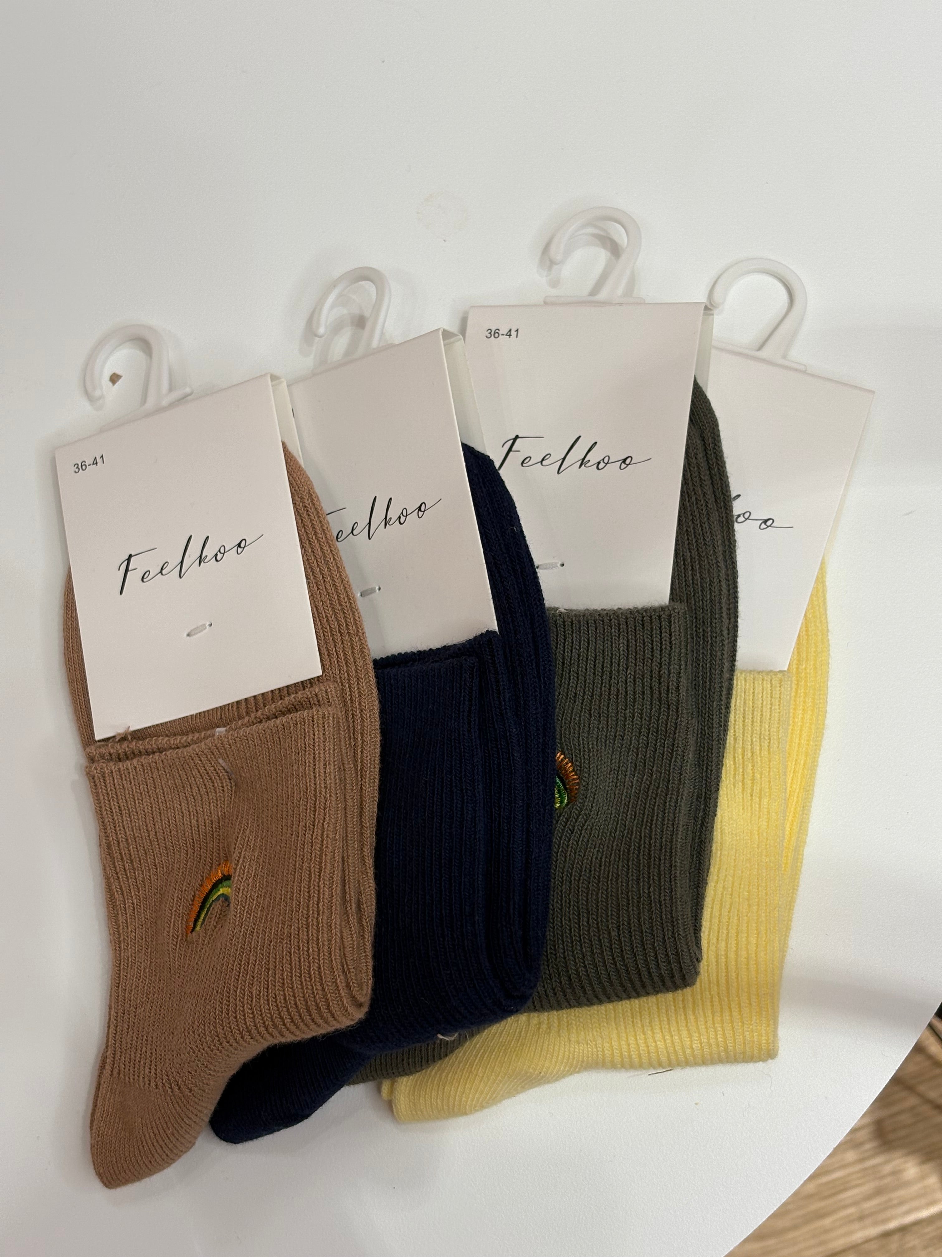 CHAUSSETTES